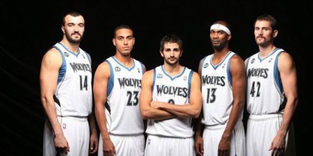 阿诺德：我对受伤感到非常沮丧，皇马球迷们2026年见