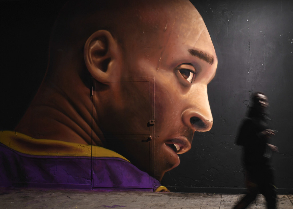 半场战报：勒沃库森0-1多特，安塞尔米诺头槌破门