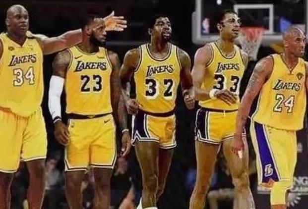 真正意义上的倒钩之王。很多其他球员所谓的倒钩其实...