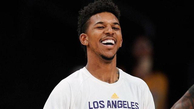 一场3-2让意甲榜首易主，阿莱格里神换人，让二追三奇迹逆袭