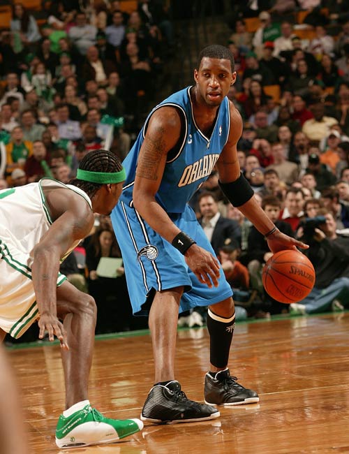 东体：明年3月份国足可能与打进世界杯正赛的亚洲球队热身