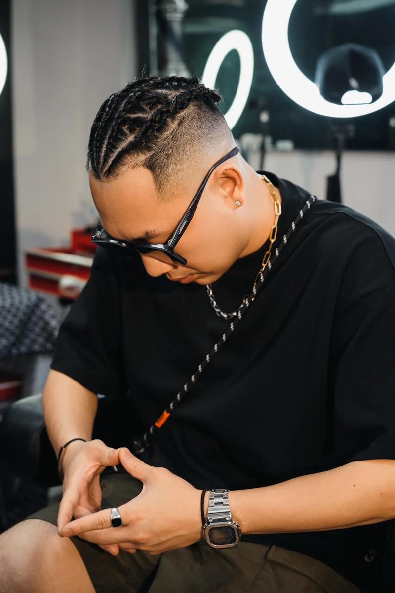 日职战报：桑塔纳等4人破门，浦和红钻4-0大胜川崎前锋