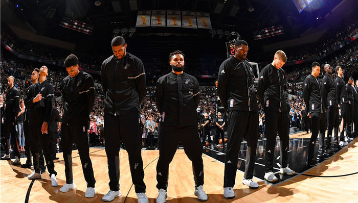 齐沃对利物浦比赛前发布会！！高情商！