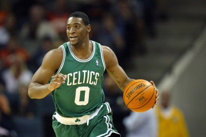 NBA球员数据榜：东契奇得分领先,